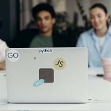 Zabíjí AI frontend vývoj? Realita je jiná!