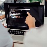 Vibe coding: nový způsob, jak tvořit software